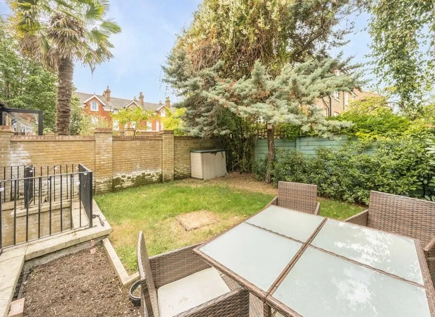 Feltham Avenue, East Molesey, KT8, photo 8