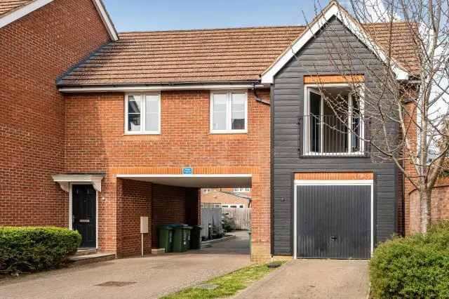 Morgan Drive, Aylesbury, HP18, photo 13