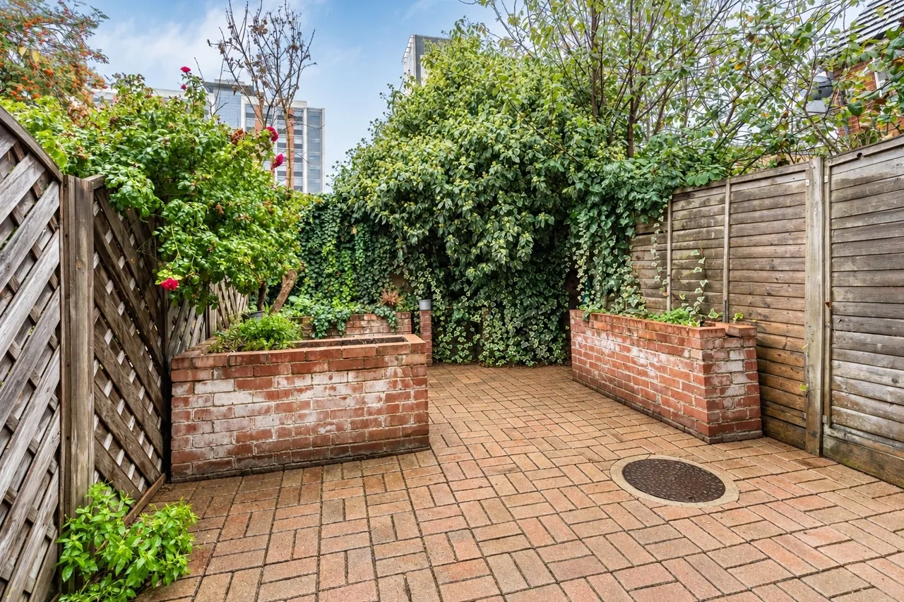 Manor Vale, Brentford, TW8, photo 5