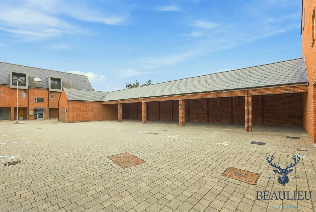Harry Lemon Court, Chelmsford, Beaulieu Park, CM1 6DU, photo 12