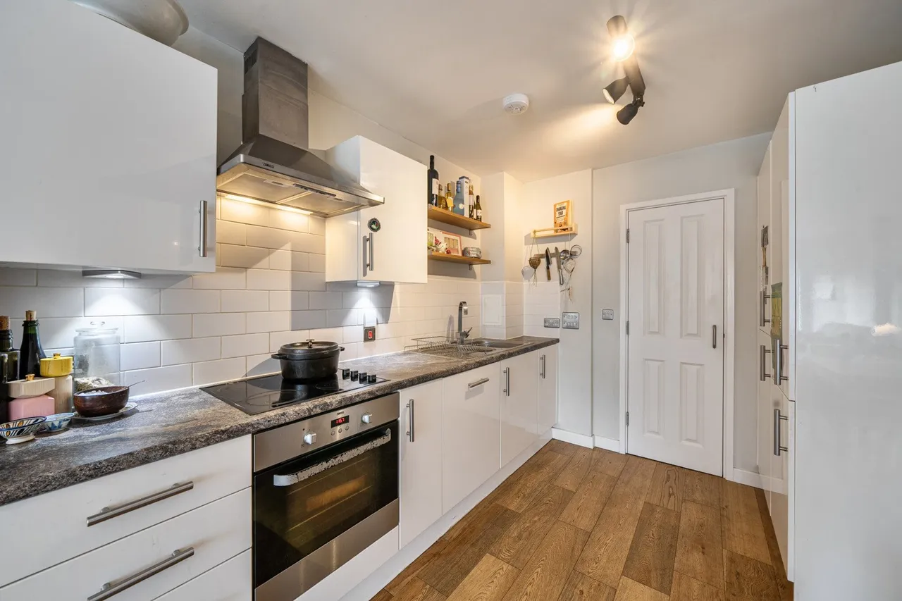 Glengall Road, SE15, photo 18