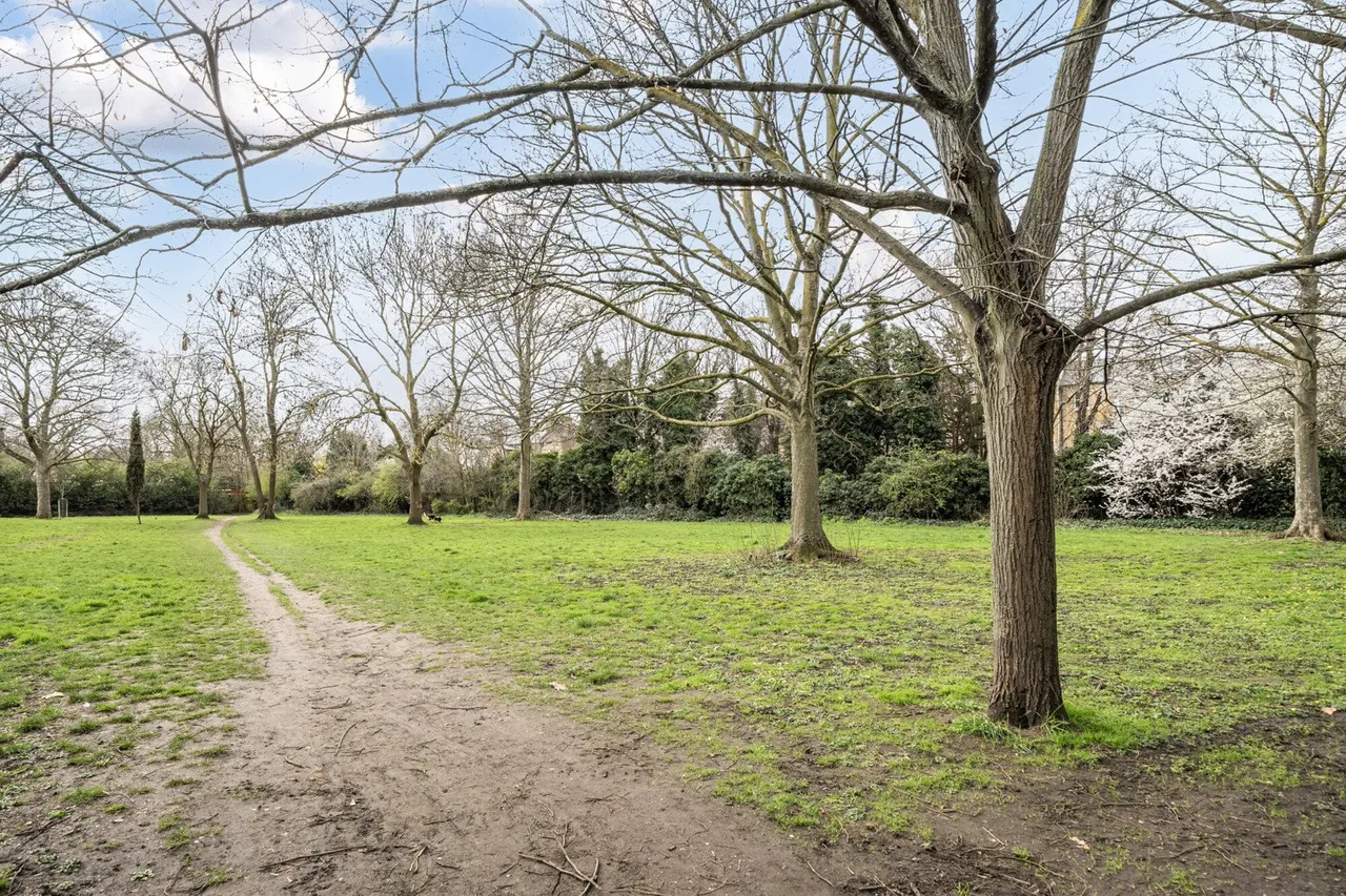 Glengall Road, SE15, photo 12