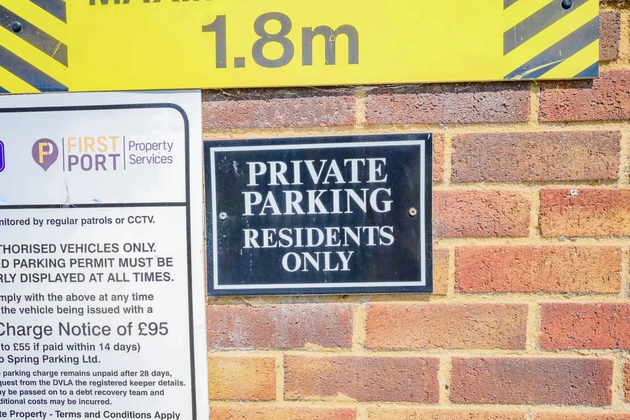 Rodeheath, Luton, Bedfordshire, LU4, photo 8