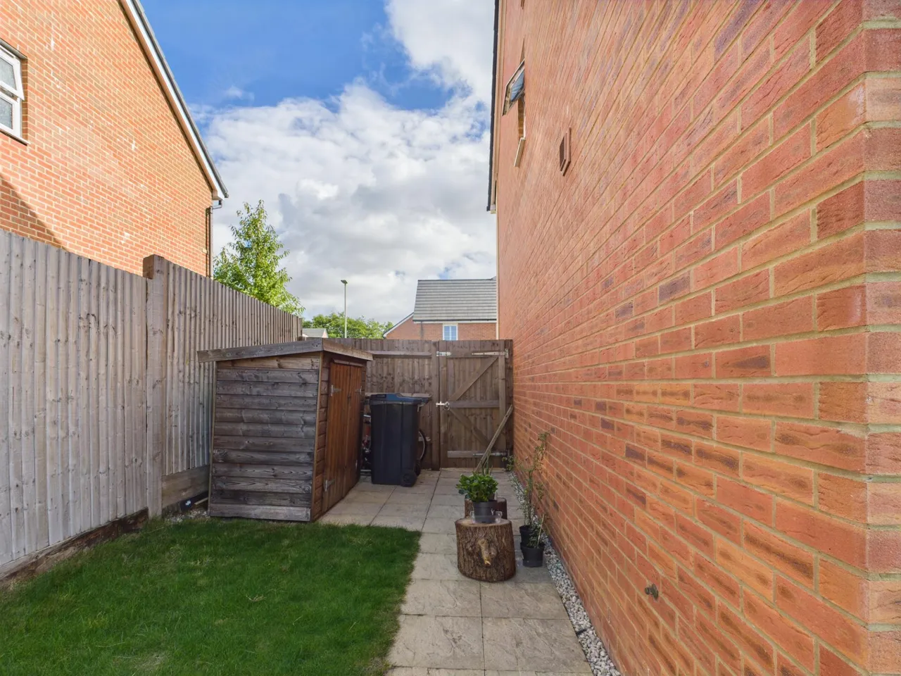 St.Agnes Close, Bedhampton, PO9, photo 11