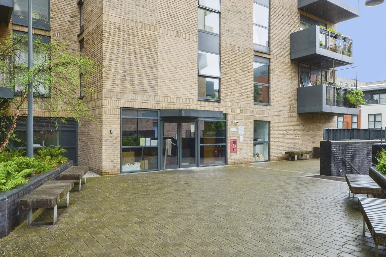 Lyon Road, Harrow, HA1, photo 17
