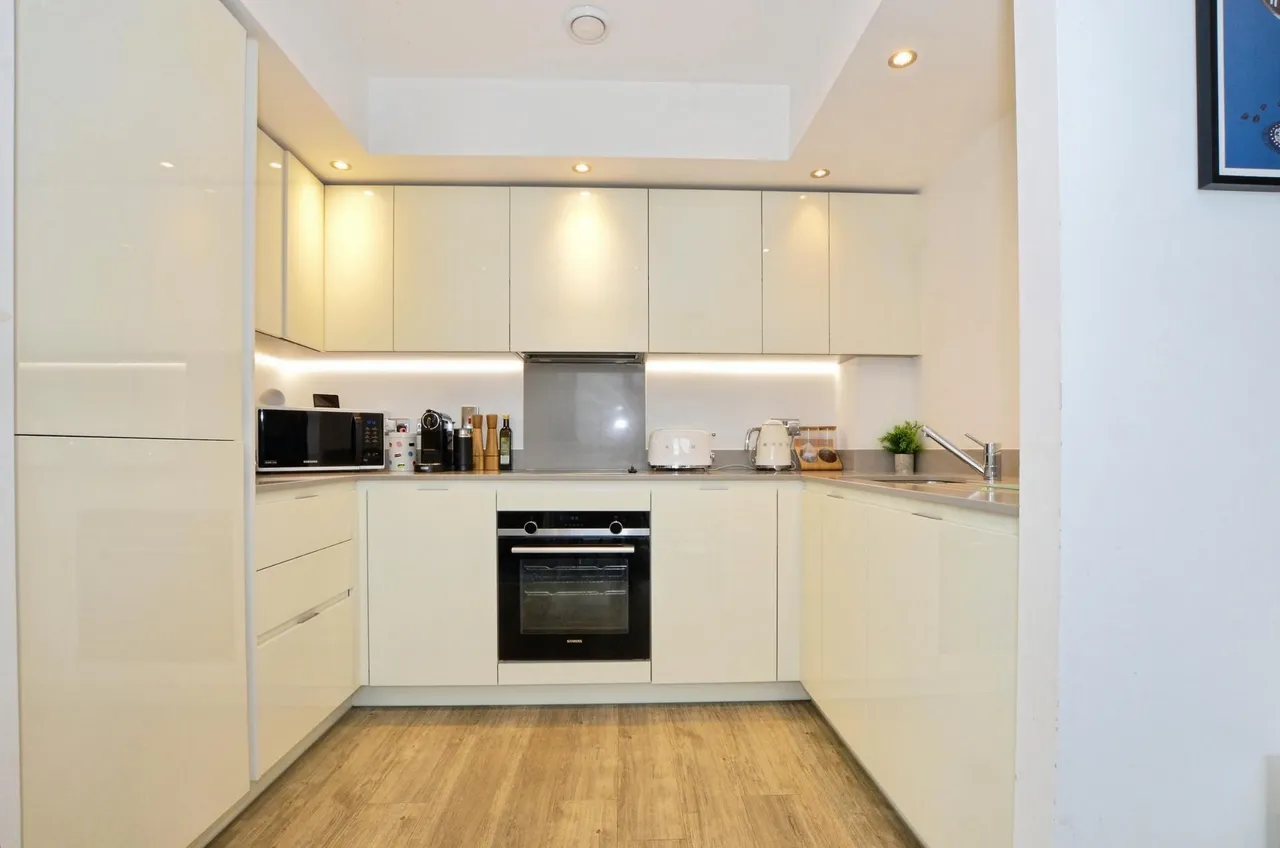 Lyon Road, Harrow, HA1, photo 4
