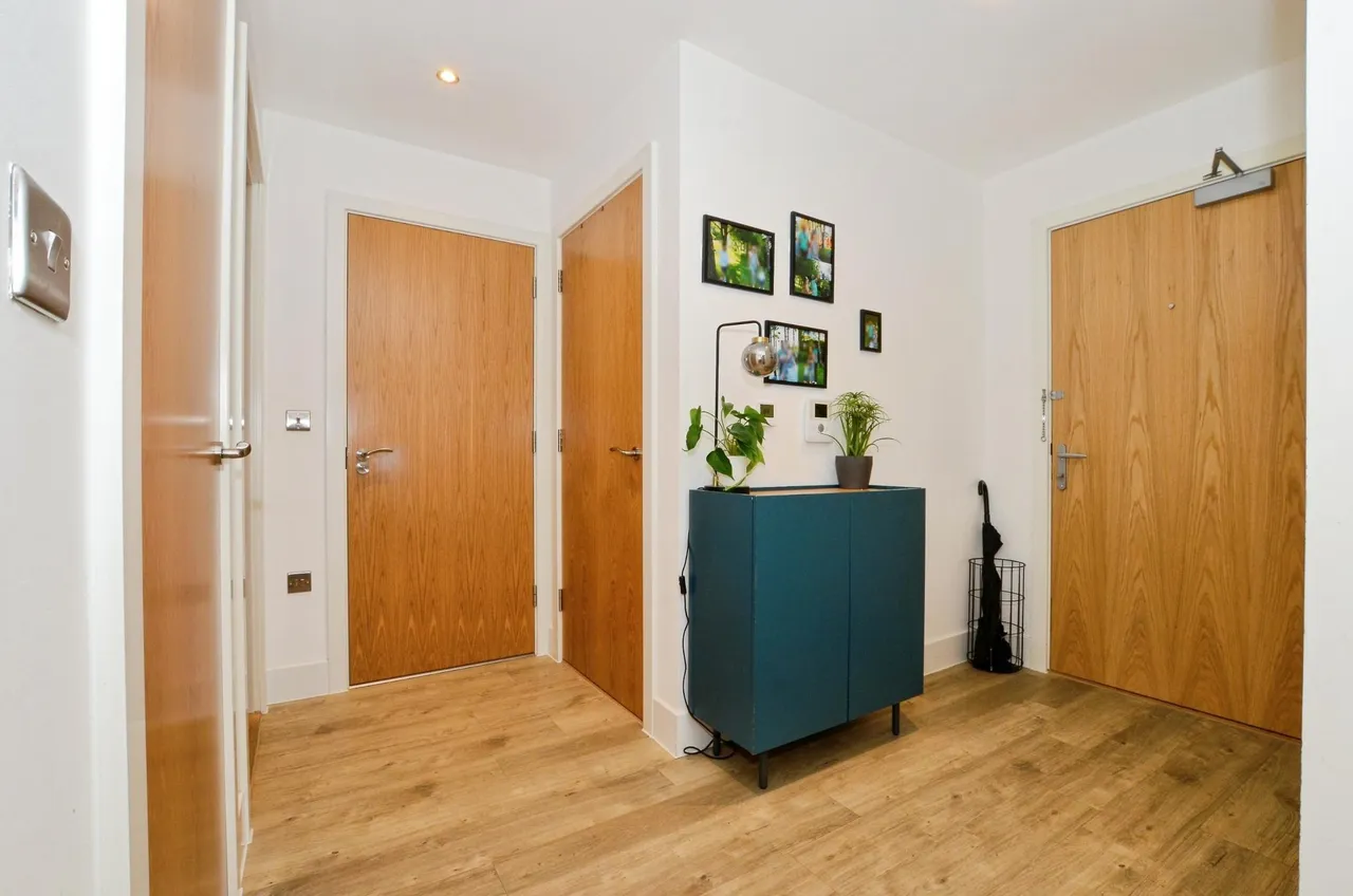 Lyon Road, Harrow, HA1, photo 15