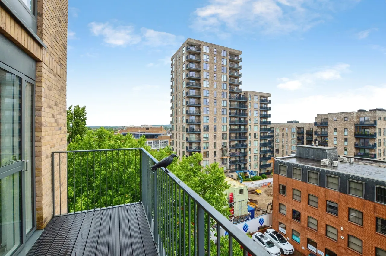Lyon Road, Harrow, HA1, photo 3