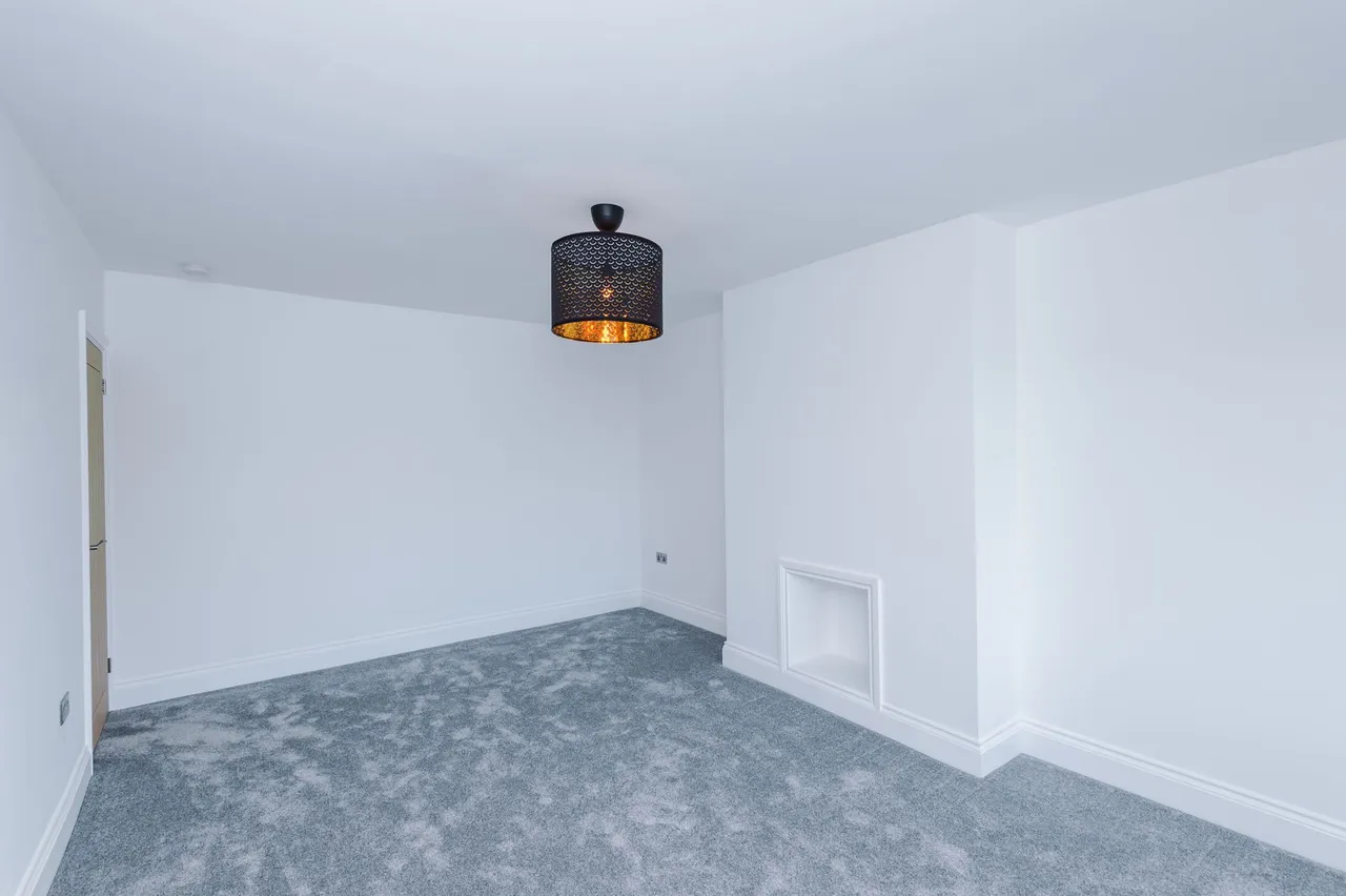 Meadow Lane, Fearnhead, Warrington, WA2 0PN, photo 13