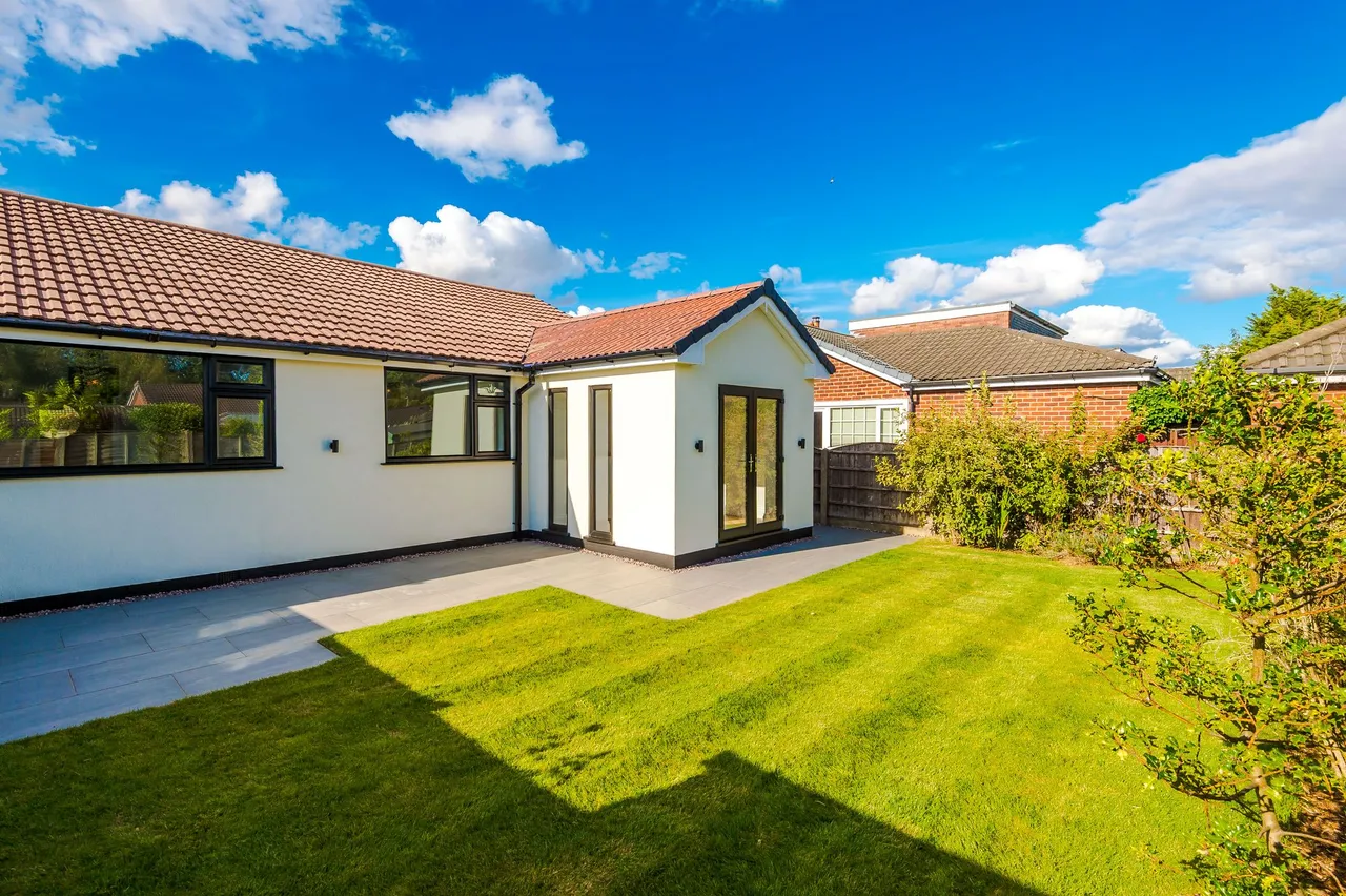 Meadow Lane, Fearnhead, Warrington, WA2 0PN, photo 35