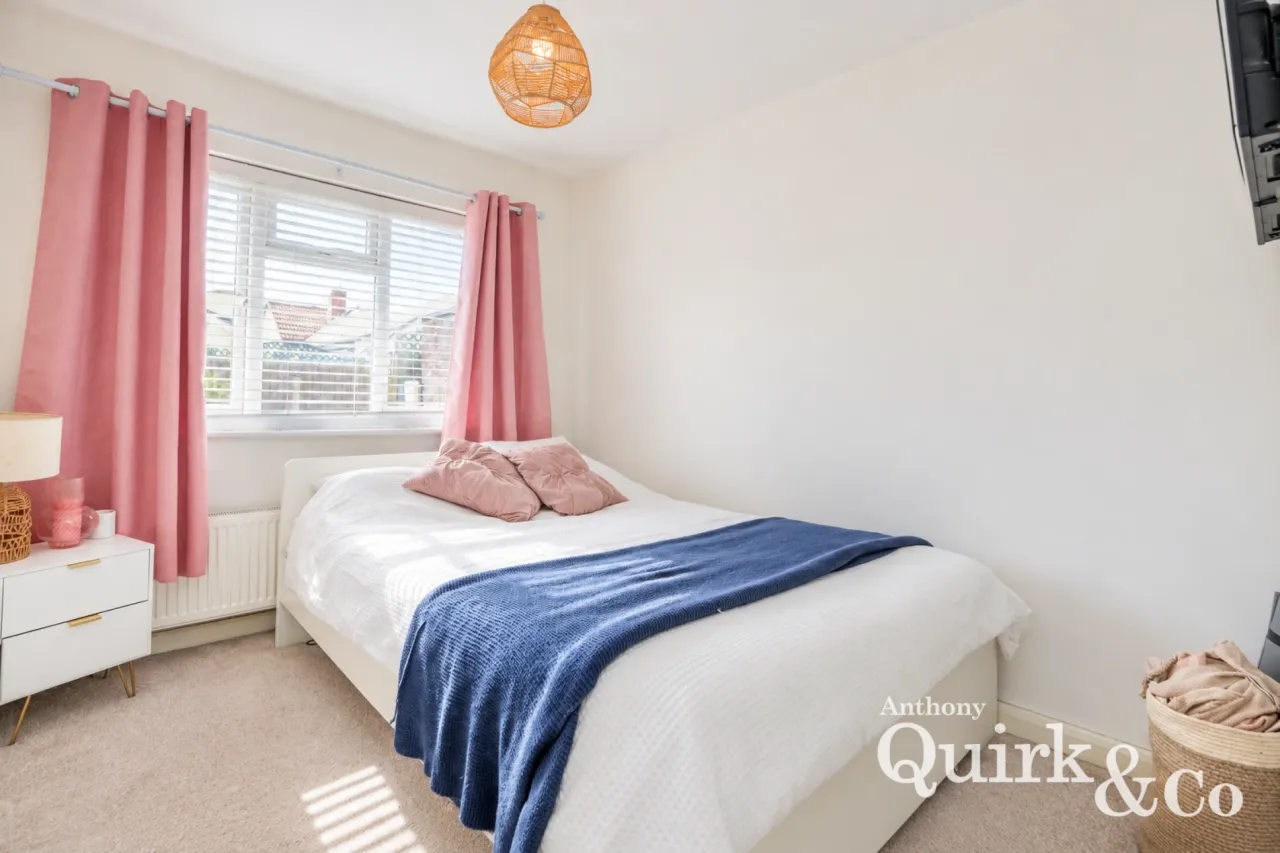 Westcliff Gardens, Canvey Island, SS8, photo 8