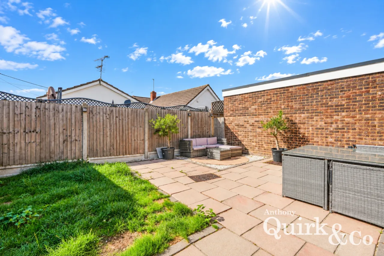 Westcliff Gardens, Canvey Island, SS8, photo 12