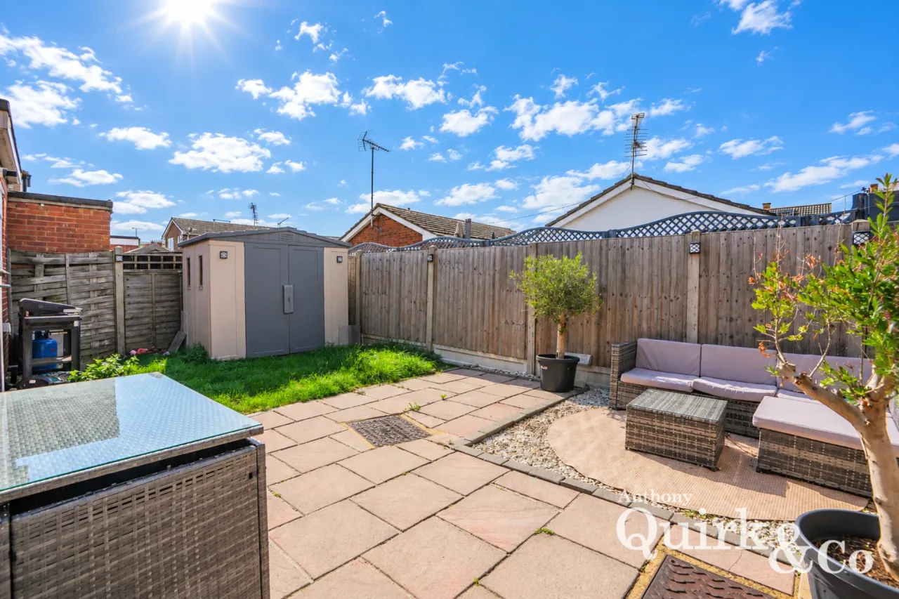 Westcliff Gardens, Canvey Island, SS8, photo 11