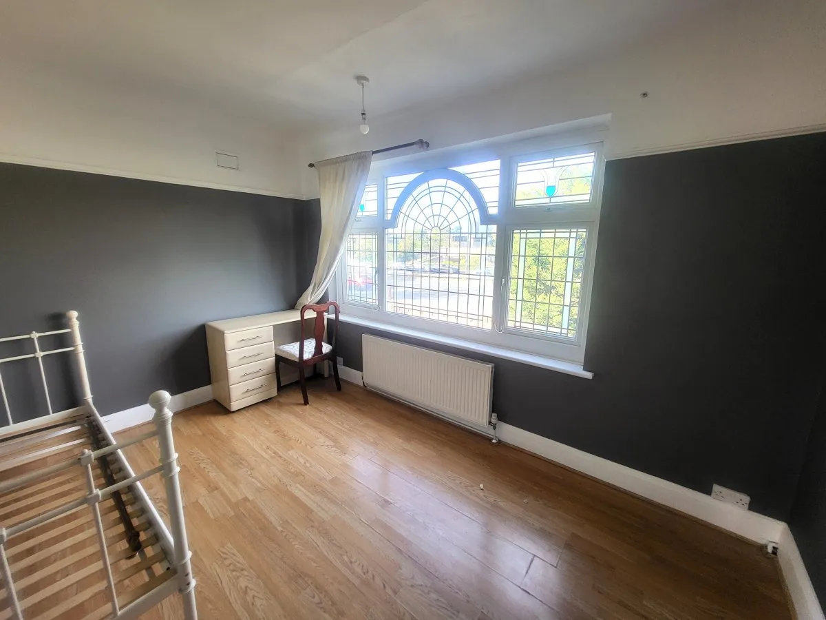 Greystoke Park Terrace, Western Avenue, W5, photo 5