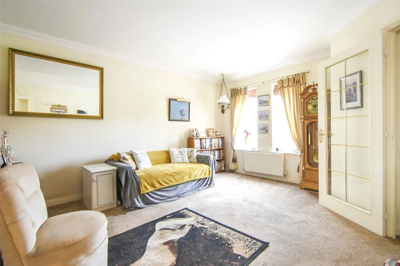 Great Marlow, Hook, Hampshire, RG27 9UA, photo 3