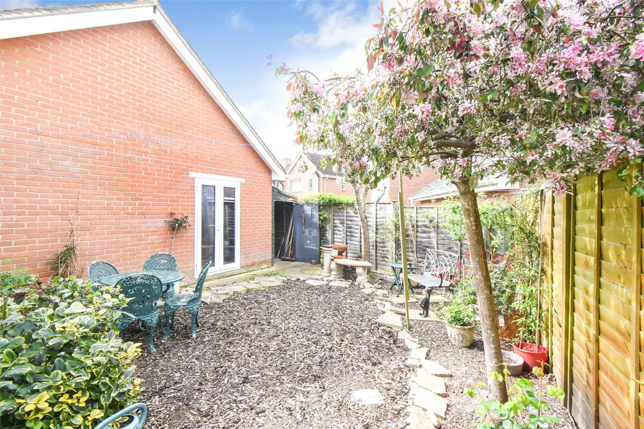 Great Marlow, Hook, Hampshire, RG27 9UA, photo 7