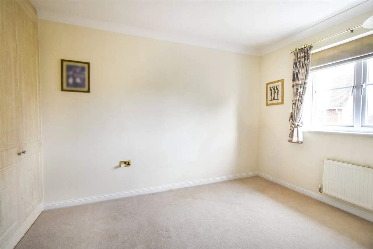 Great Marlow, Hook, Hampshire, RG27 9UA, photo 11