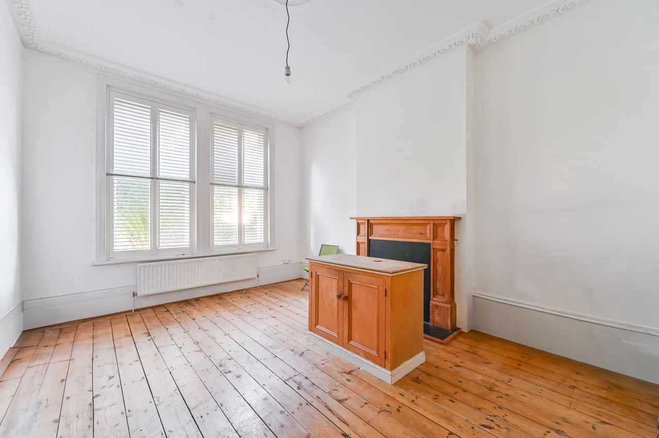 7 bed house for sale — 477 Lordship Lane, London