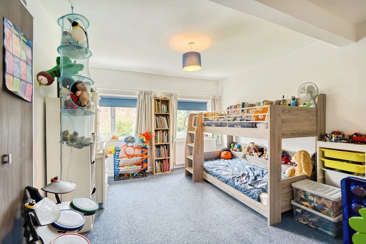 Wilton Avenue, Heald Green, Cheadle, Greater Manchester, SK8, photo 11