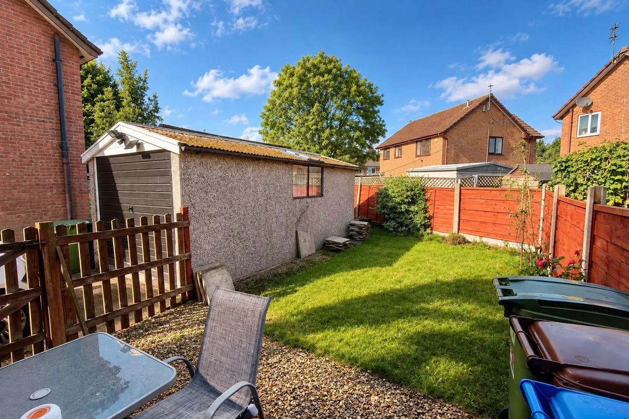 Delaford Close, Stockport, photo 10