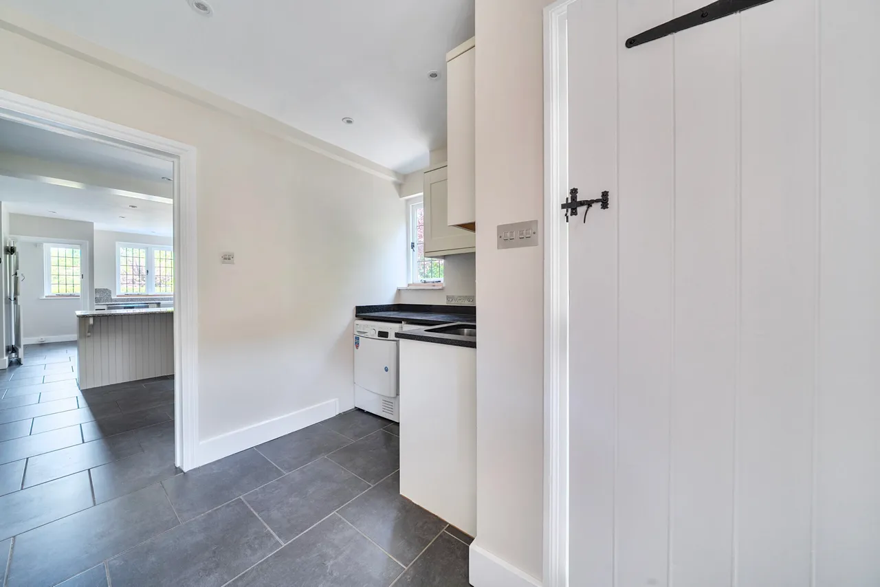 PIckhurst Road, Chiddingfold, GU8, photo 6