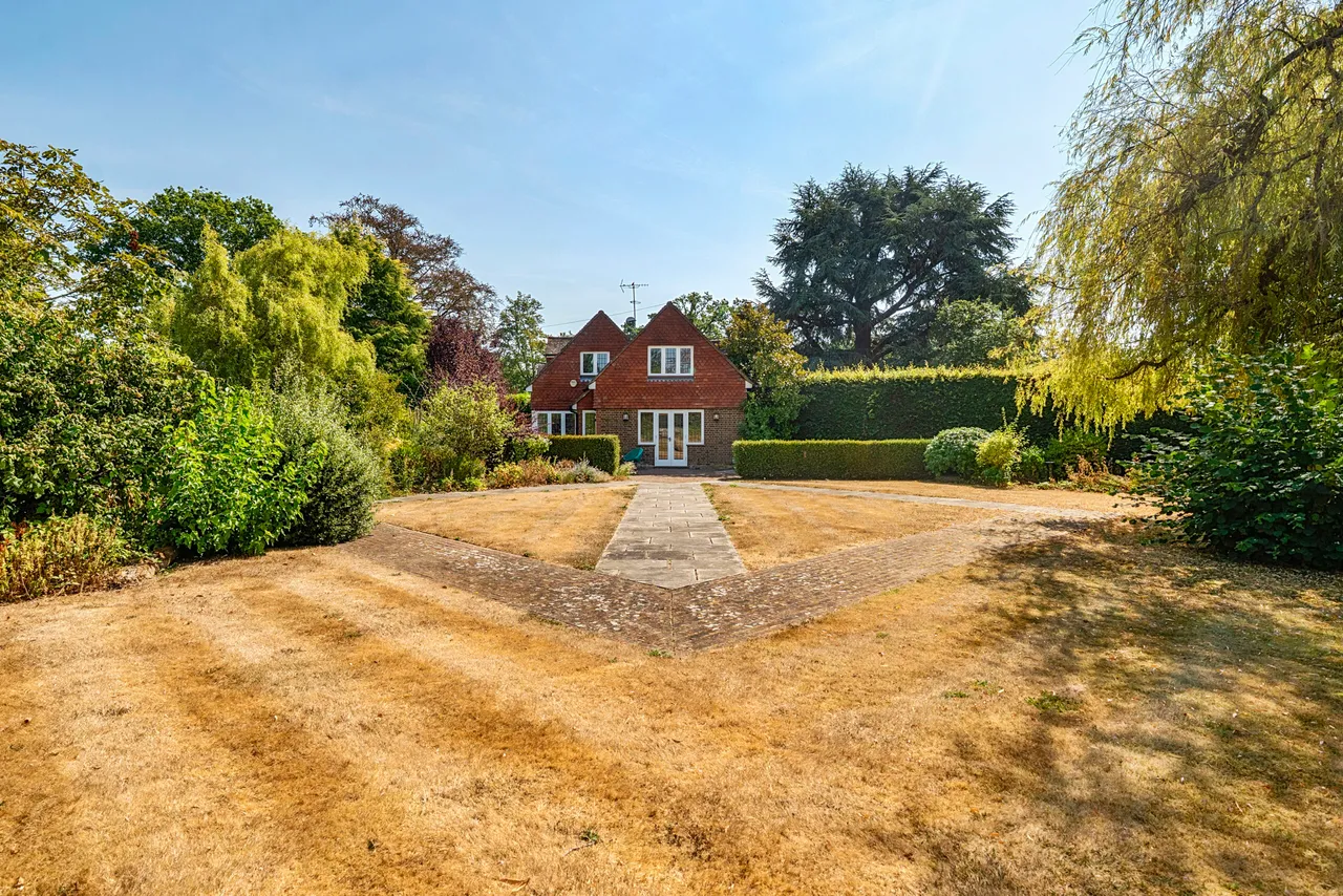 PIckhurst Road, Chiddingfold, GU8, photo 27