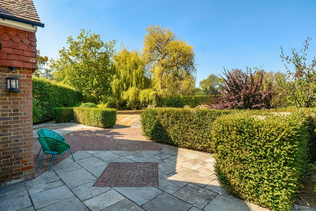 PIckhurst Road, Chiddingfold, GU8, photo 17