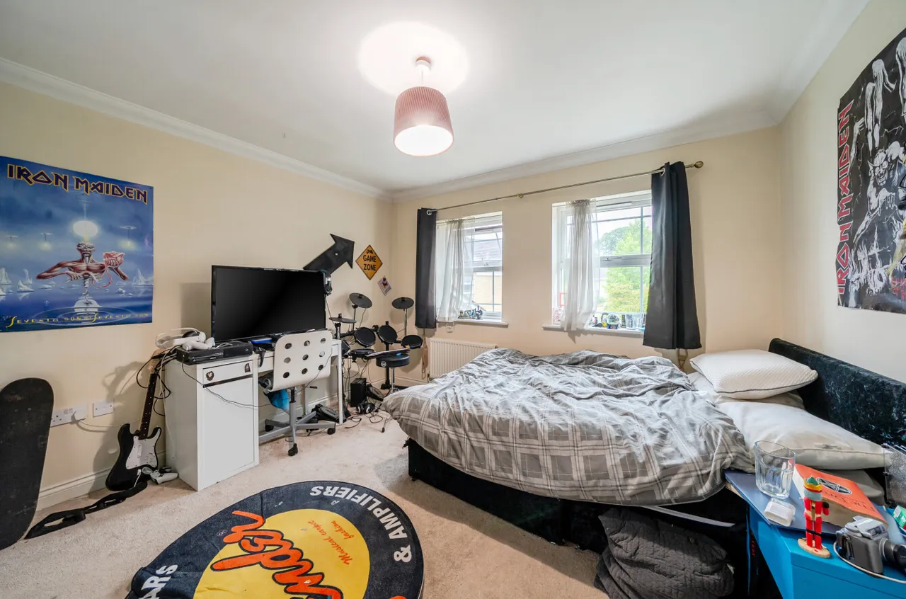 Durham Drive, Deepcut, Camberley, Surrey, GU16 6GG, photo 9
