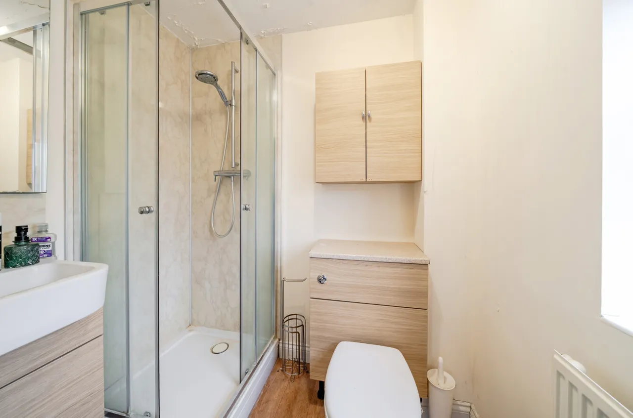 Durham Drive, Deepcut, Camberley, Surrey, GU16 6GG, photo 10