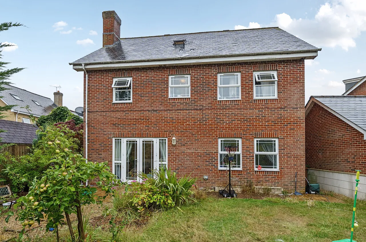 Durham Drive, Deepcut, Camberley, Surrey, GU16 6GG, photo 12