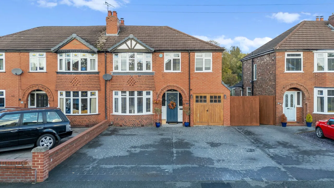 4 bed house for sale, Limetree Avenue, Padgate, WA1