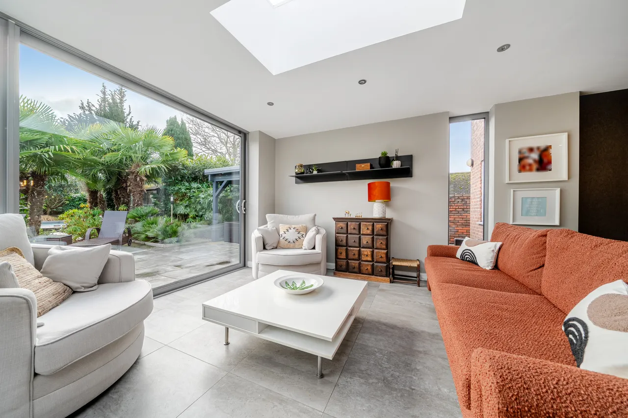 Cricketfield Road, Horsham, RH12, photo 7
