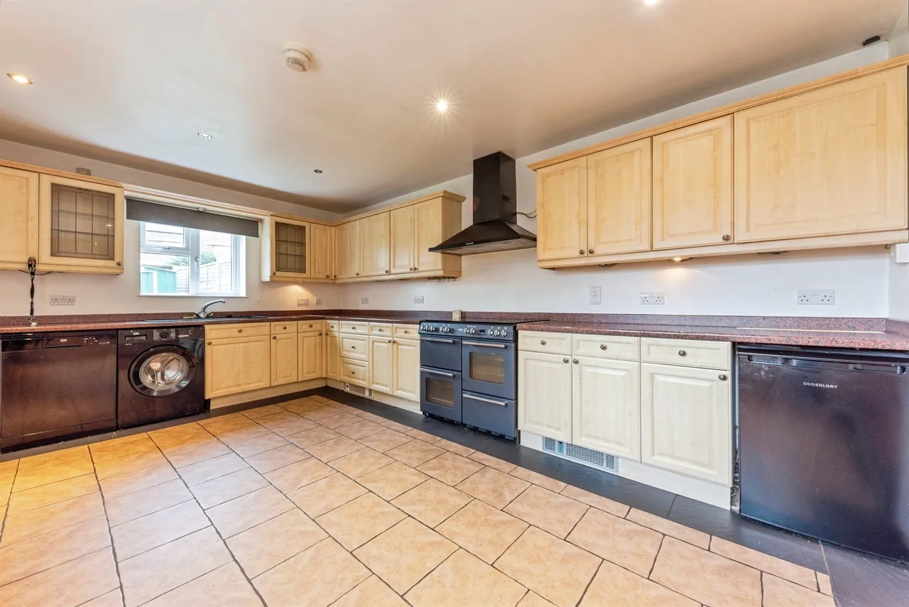Bourne Road Estate, Colsterworth, NG33, photo 2