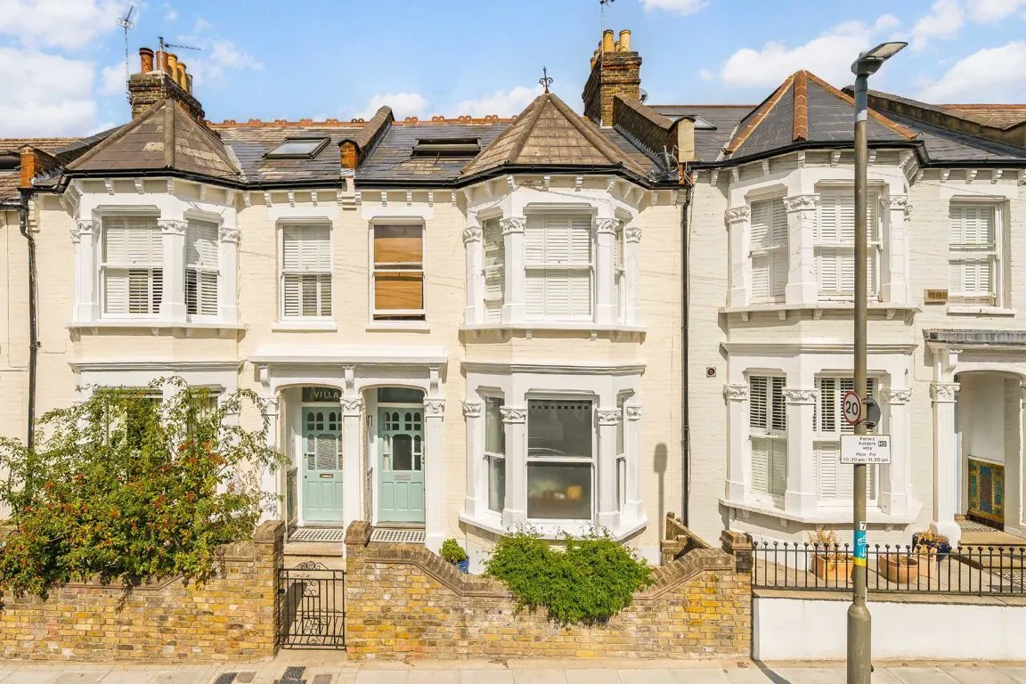 2 bed property for sale, Tantallon Road, SW12