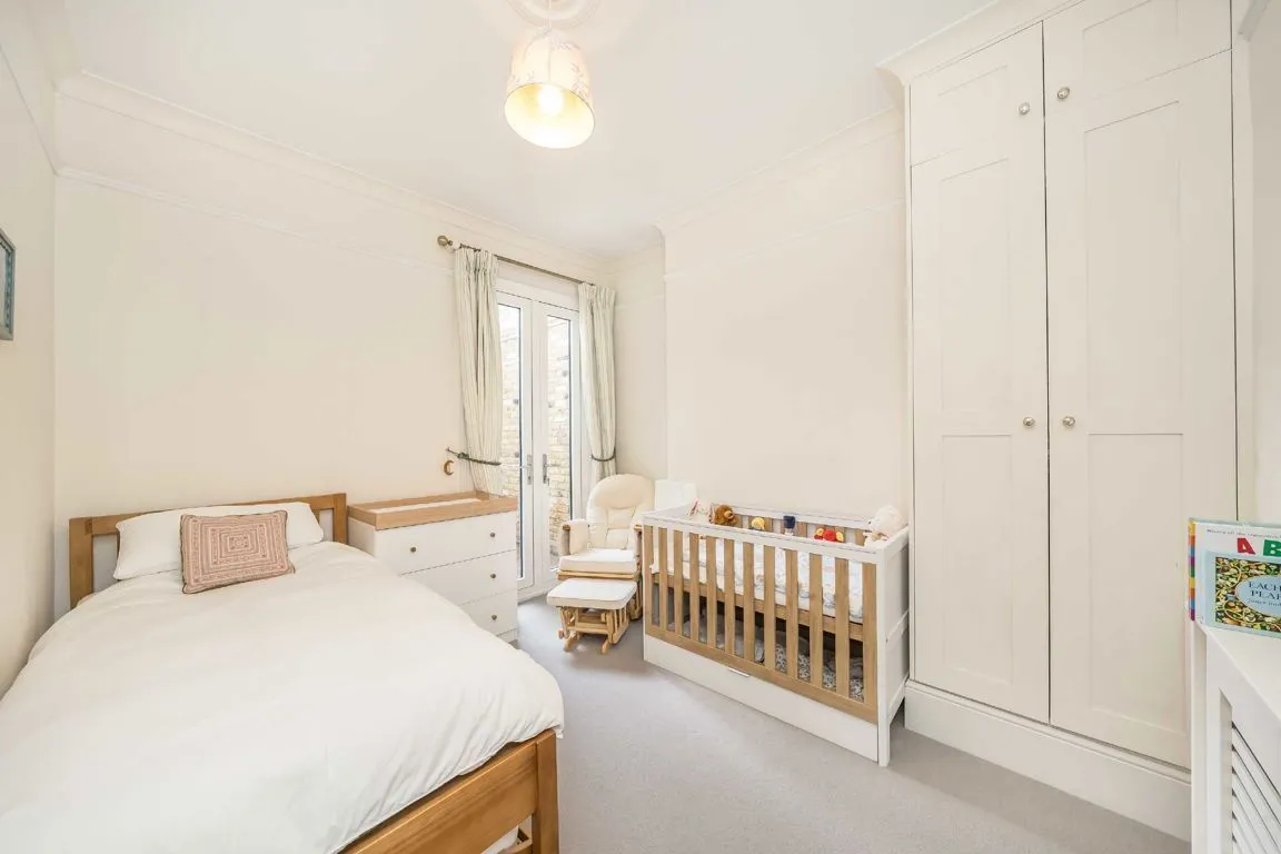 Tantallon Road, SW12, photo 6