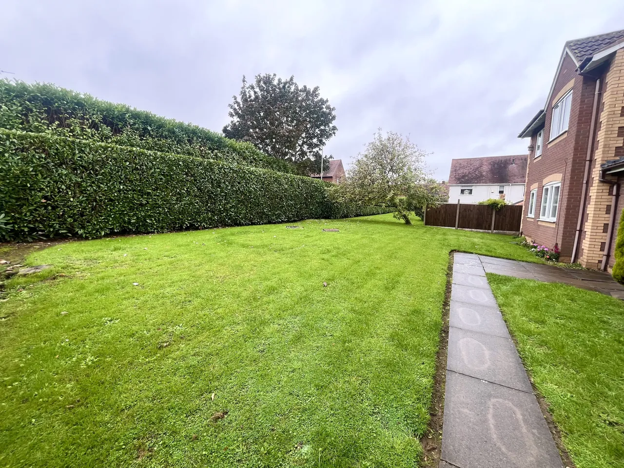 Laburnum Road, Kingswinford, DY6, photo 11