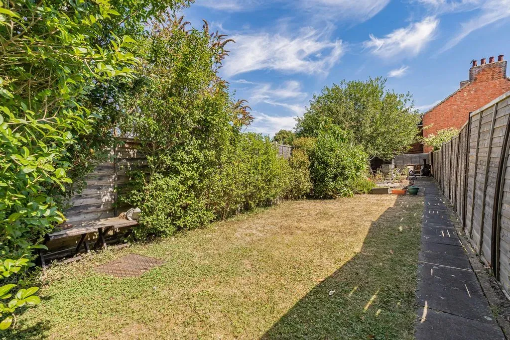 Albert Street, Bletchley, Milton Keynes, Buckinghamshire, MK2 2UQ, photo 5