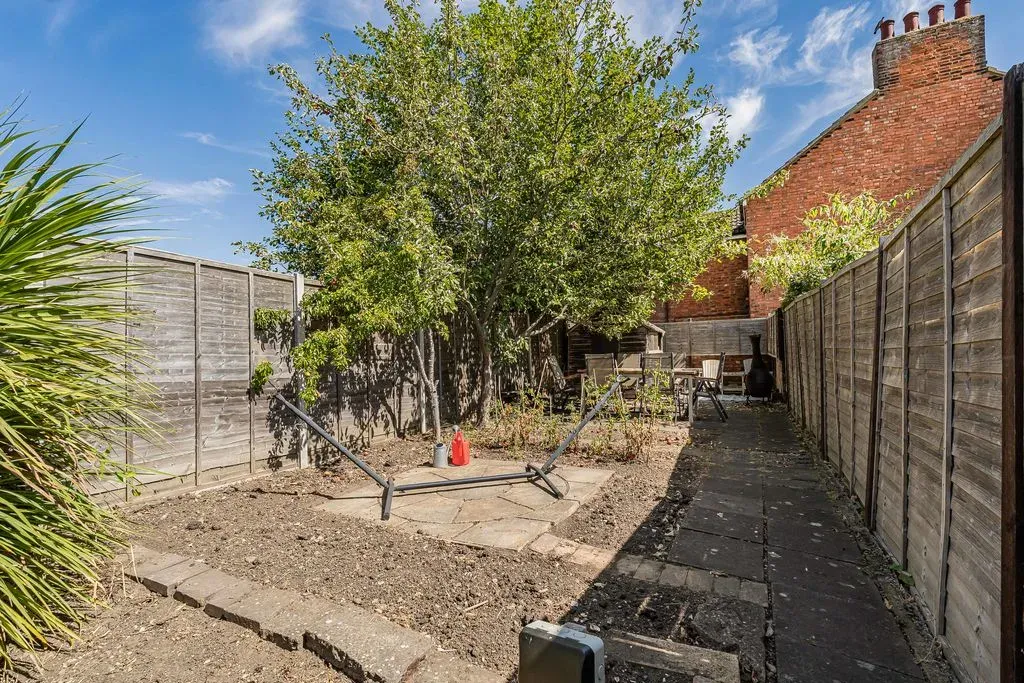 Albert Street, Bletchley, Milton Keynes, Buckinghamshire, MK2 2UQ, photo 12