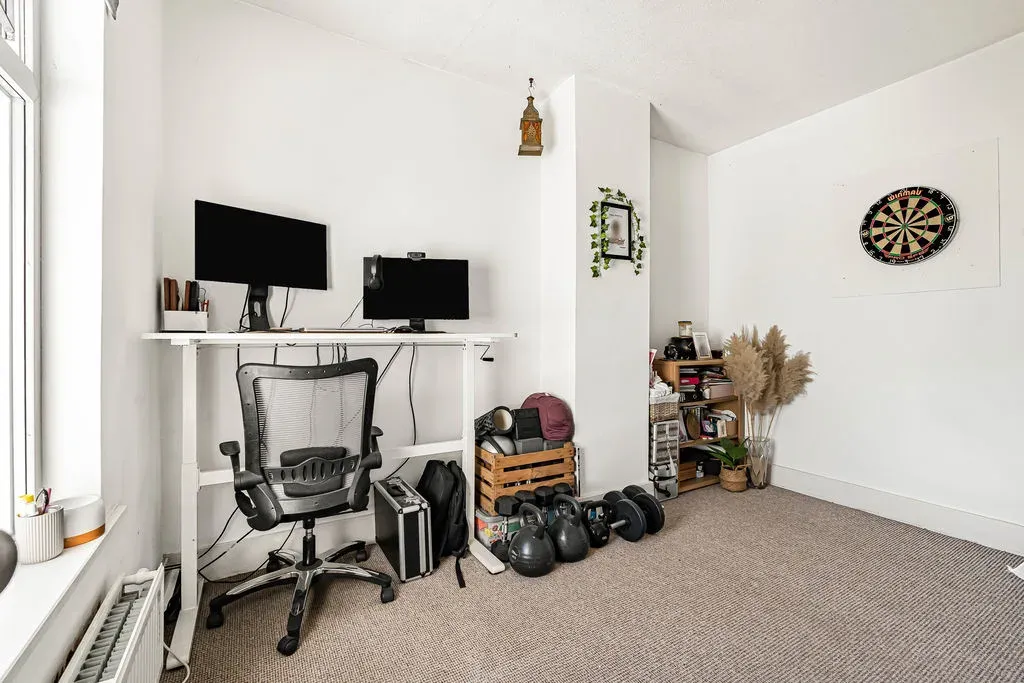 Albert Street, Bletchley, Milton Keynes, Buckinghamshire, MK2 2UQ, photo 9