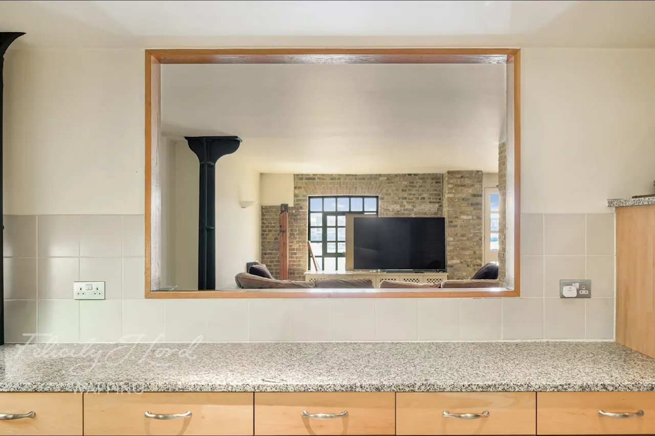 Great Jubilee Wharf, Wapping Wall, E1W, photo 14