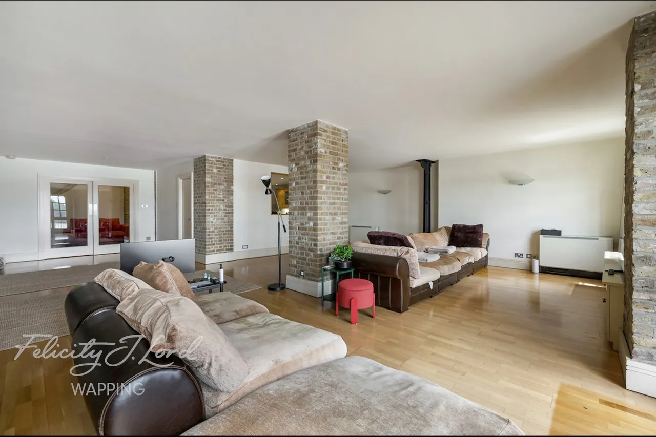 Great Jubilee Wharf, Wapping Wall, E1W, photo 12