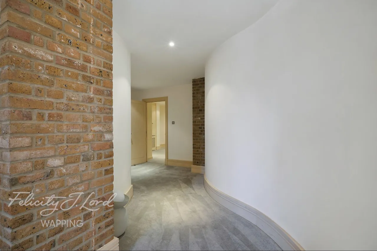 Great Jubilee Wharf, Wapping Wall, E1W, photo 26