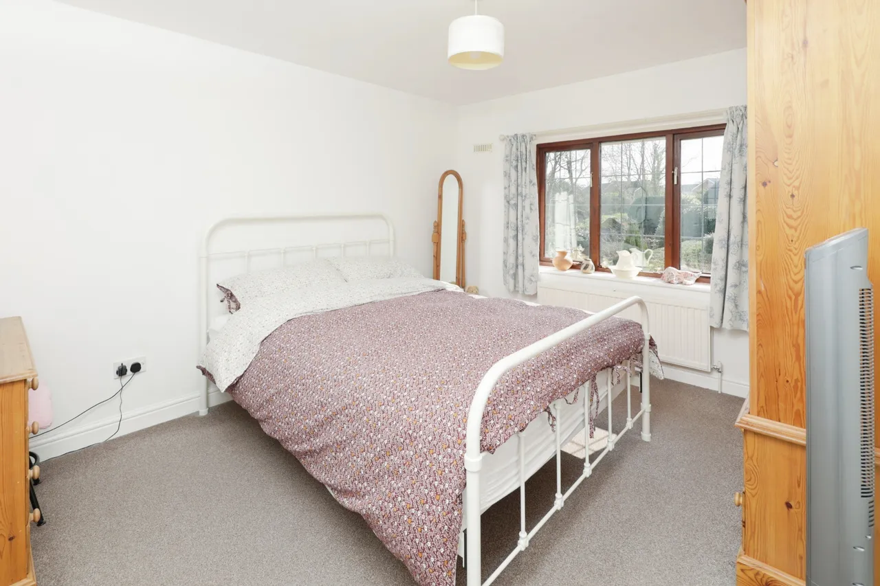 Bickenhill Road, Marston Green, Birmingham, B37, photo 8