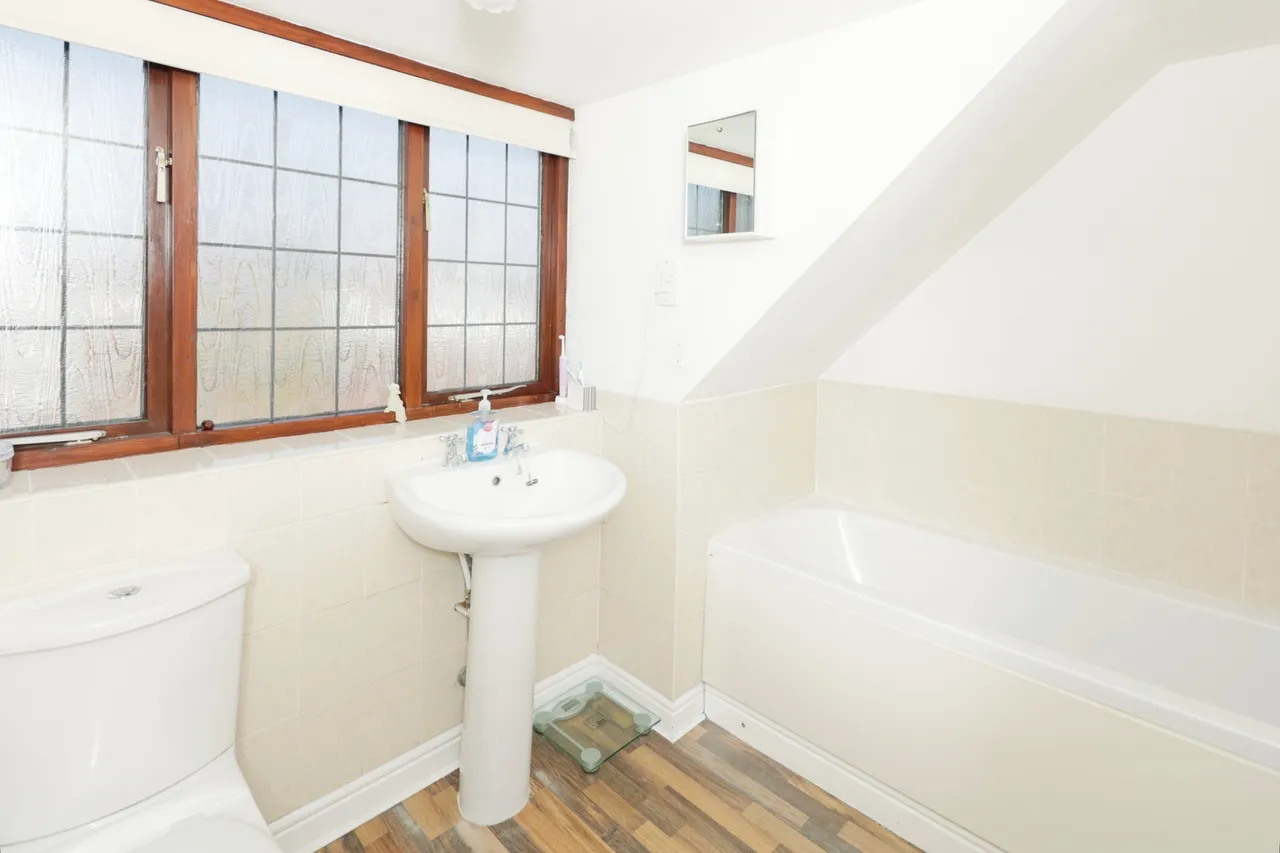 Bickenhill Road, Marston Green, Birmingham, B37, photo 12