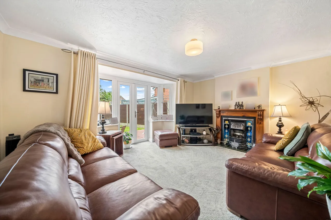 Talman Grove, Ashton-In-Makerfield, Wigan, Wigan, WN4 8XW, photo 3