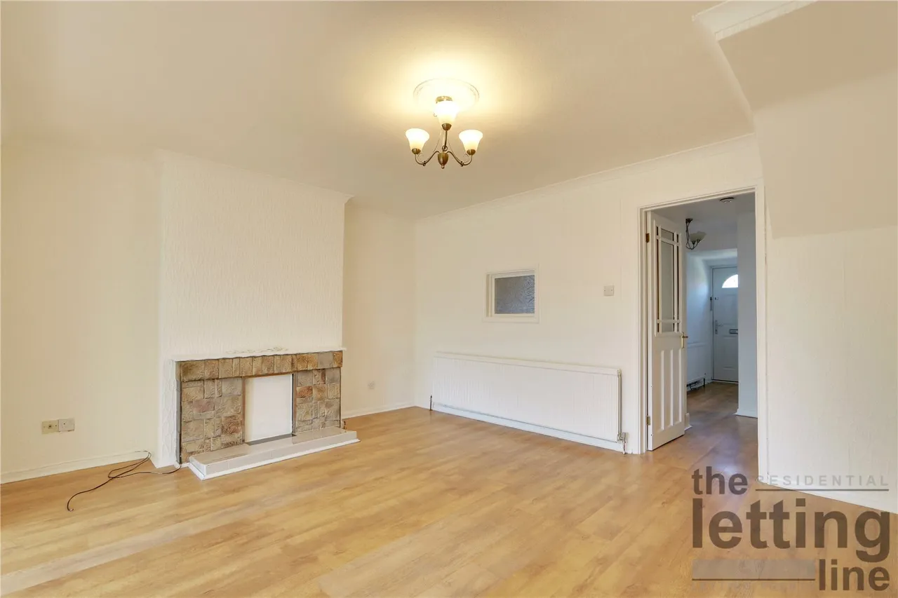 Youngmans Close, Enfield, Middlesex, EN2 0RF, photo 4