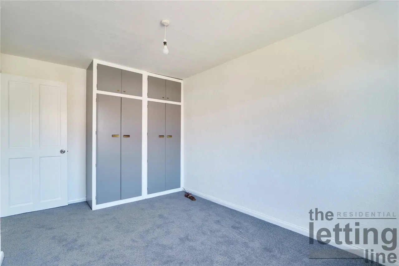 Youngmans Close, Enfield, Middlesex, EN2 0RF, photo 10
