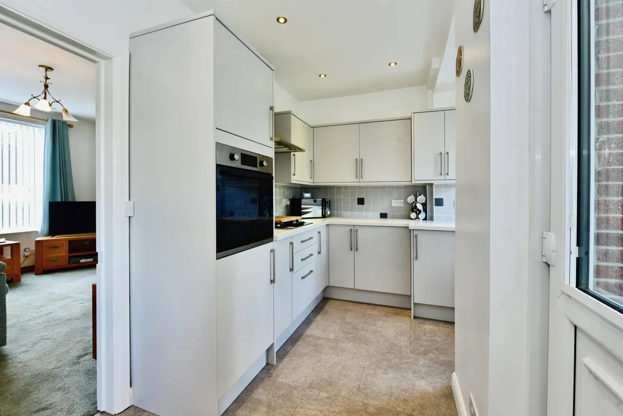 Willow Drive, Sheffield, S9, photo 11