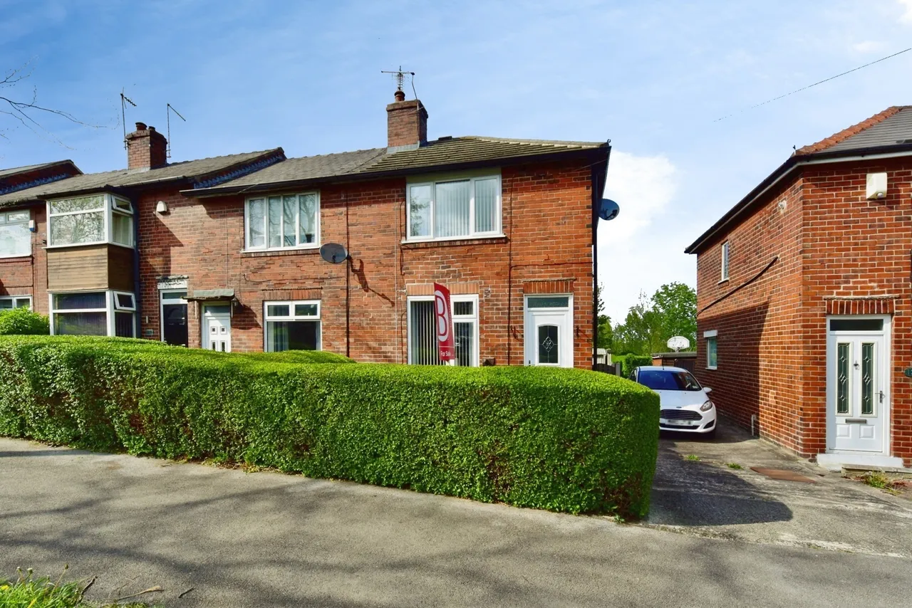 2 bed house for sale — Willow Drive, Sheffield, S9