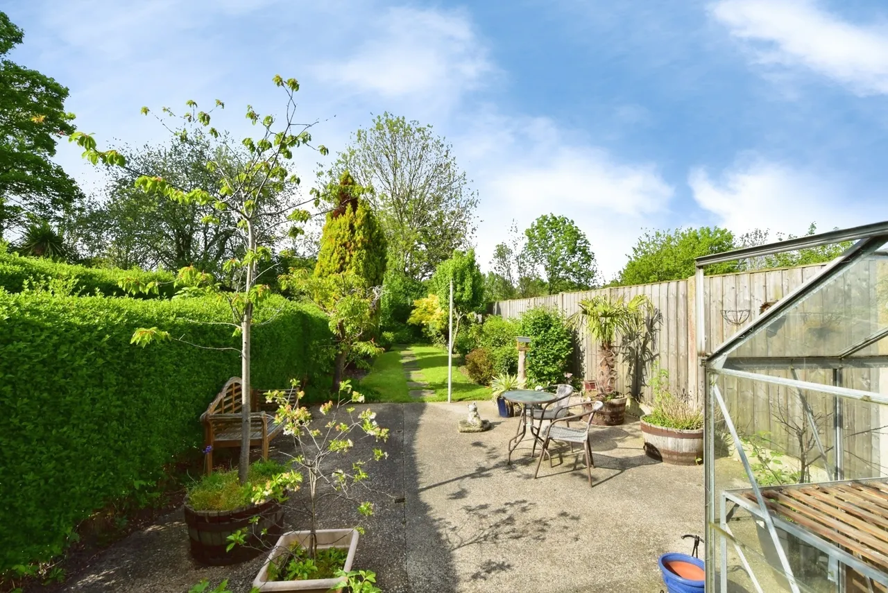 Willow Drive, Sheffield, S9, photo 10